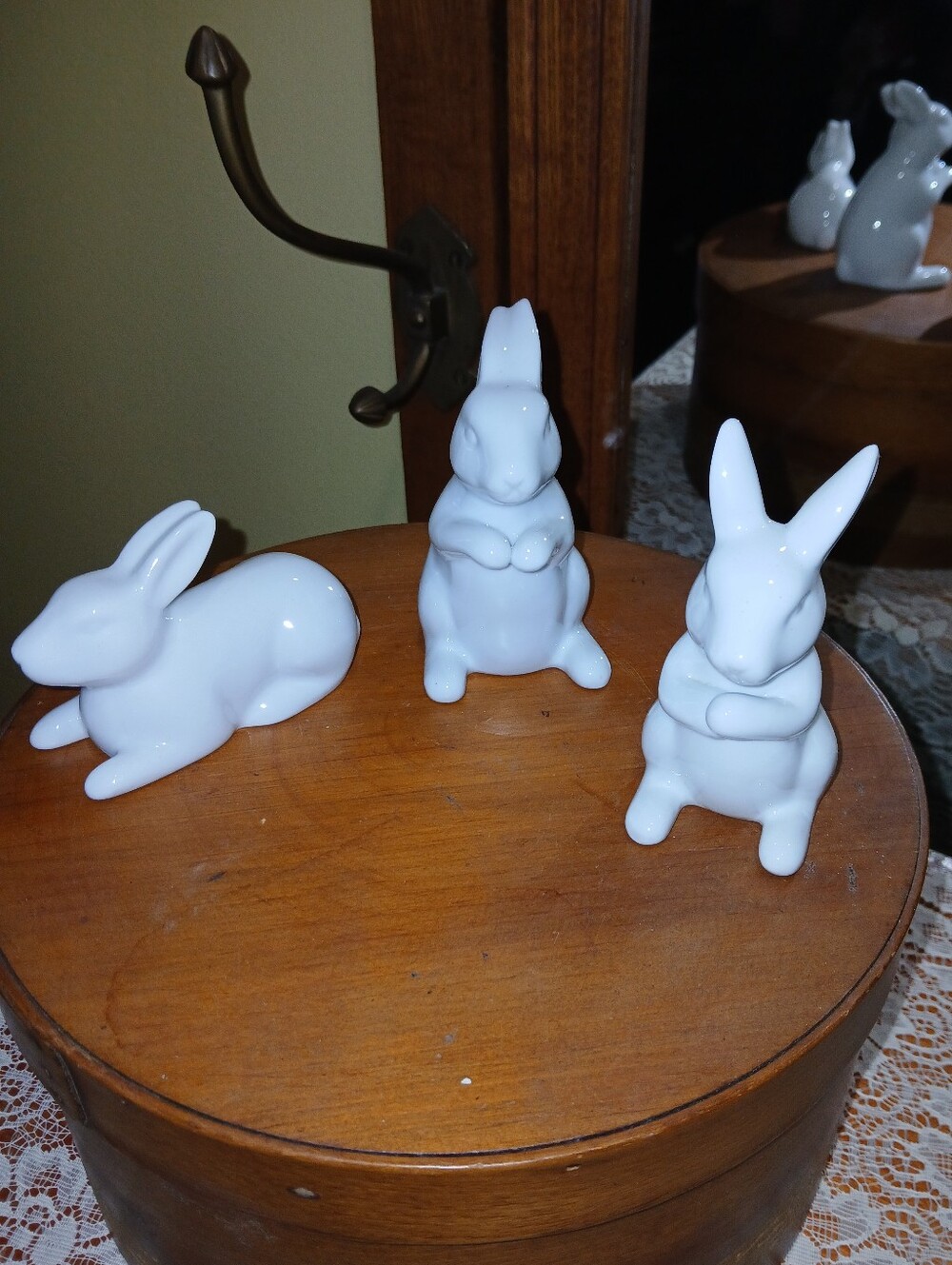 Tchibo TCM Porcelain Easter Bunny Figurines Set of 3 with Original Box